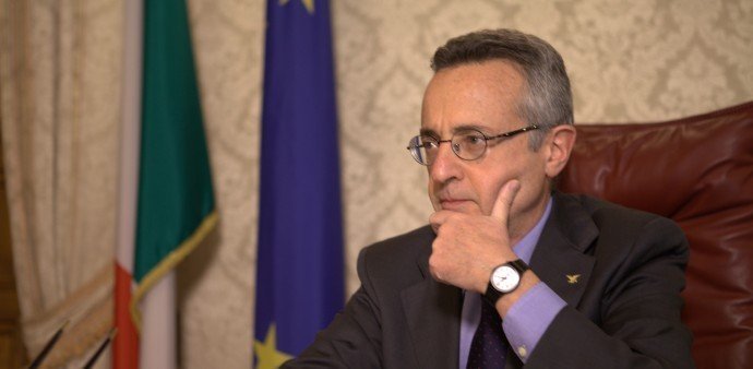 Ministro Catania OK Ministro Catania OK
