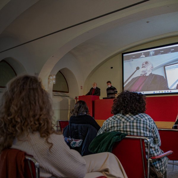 Istituzioni pubbliche