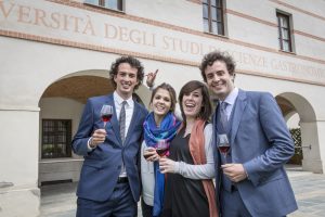 I dati di Alma Laurea: l’UNISG a confronto con le Università Italiane